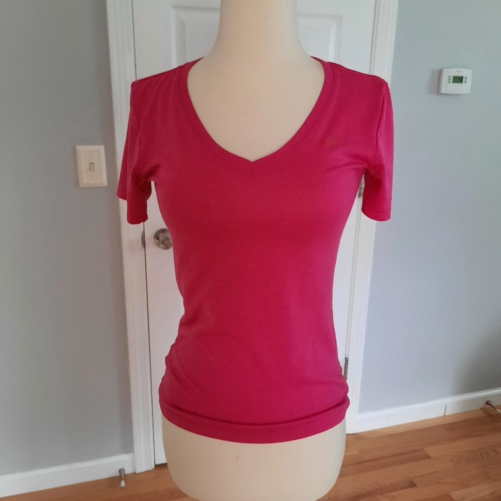Nike dri fit pink athletic tee XS